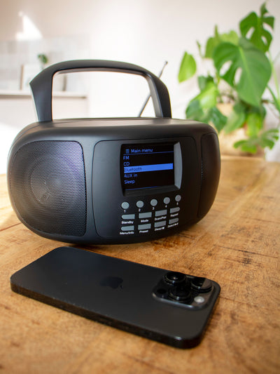Lenco SCD-6000BK - Tragbares Internetradio mit DAB+/FM, Bluetooth®, CD-Player und großem LCD-Farbdisplay - Schwarz