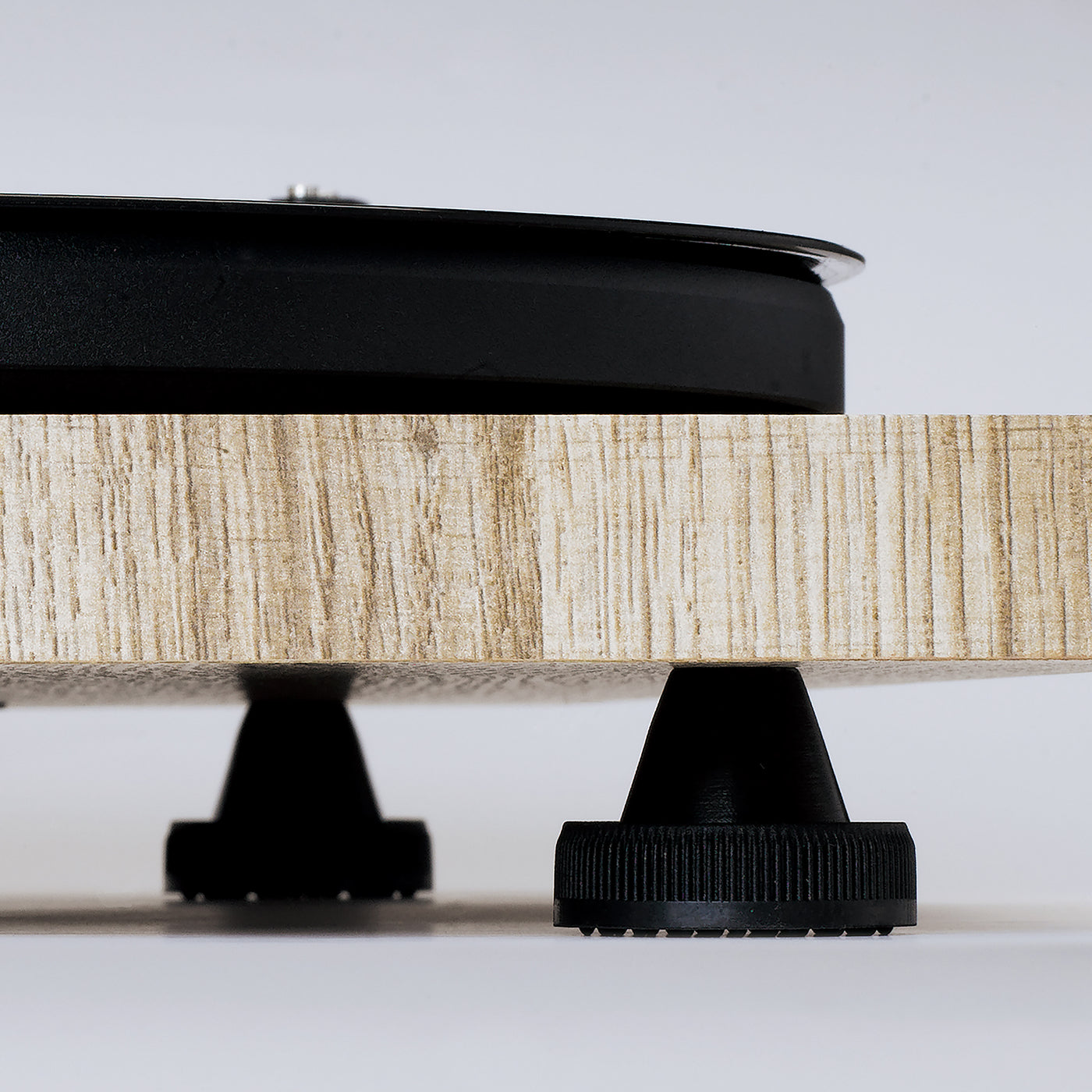 Lenco LBT-188PI - Plattenspieler mit Riemenantrieb, Bluetooth® und Anti-Skating, Holz