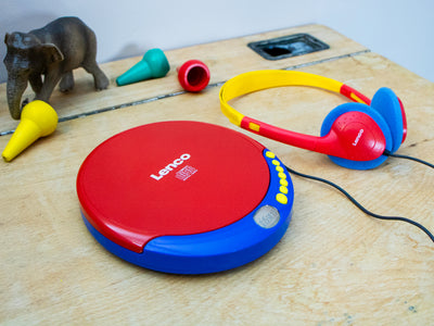 Lenco CD-021KIDS - Tragbarer CD-Player für Kinder mit Kopfhörer, wiederaufladbaren Batterien und integriertem Schallschutz - Mehrfarbig