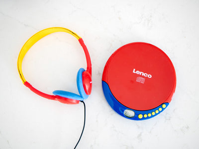 Lenco CD-021KIDS - Tragbarer CD-Player für Kinder mit Kopfhörer, wiederaufladbaren Batterien und integriertem Schallschutz - Mehrfarbig